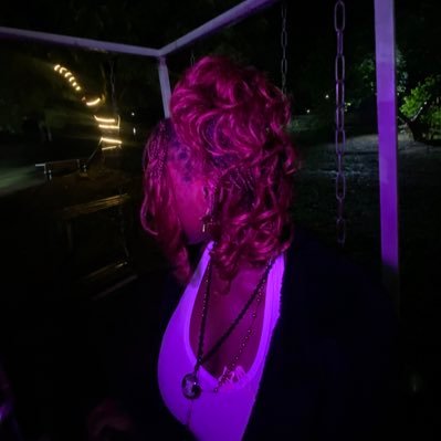 opemipur's profile picture. 💫👩🏾‍❤️‍💋‍👩🏾