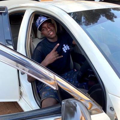 RayanH35466's profile picture. 