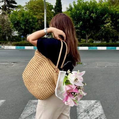 yoursinname's profile picture. You have no idea!