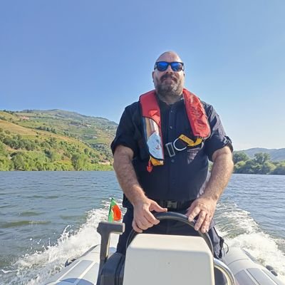 world_of_dt's profile picture. Esta é a minha forma de ver o meu e o mundo...