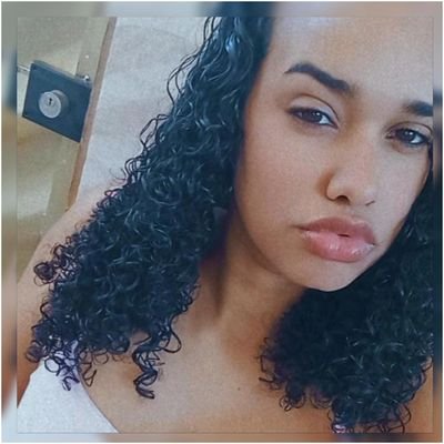 A vida sempre te oferece uma nova chance. Isso se chama amanhecer..! 🌺