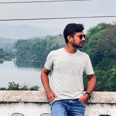 Arvindrudnoor27's profile picture. ಕನ್ನಡಿಗ💛♥️ bibilophile📖 always stand for my nation.!nation first no compromise.