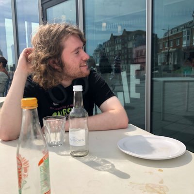Autistic weirdo. He/him.
Follow me on Bluesky: @ahelpinghandtom