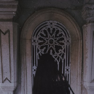 𝐱𝐱𝐢𝐢 | english major | yearning for the romantic era | aspiring gothic author | ❝𝖓𝖎𝖌𝖍𝖙𝖘𝖍𝖆𝖉𝖊, 𝖗𝖚𝖇𝖞 𝖌𝖗𝖆𝖕𝖊 𝖔𝖋 𝖕𝖗𝖔𝖘𝖊𝖗𝖕𝖎𝖓𝖊.❞