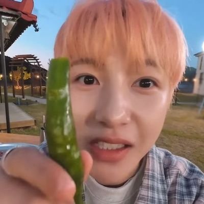 ఇ ◝‿◜ ఇ sbt acc〃random acc ೃ⁀➷
im fall in love with renjun・❥・ 🦊
https://t.co/sLas6xRVbt