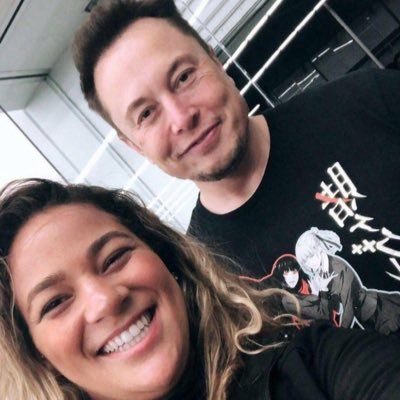 Guiding @. ElonMusk's vision for a better future through SpaceX, Tesla, Neuralink, and more. & I Tech enthusiast, dream chaser, and innovation advocate.