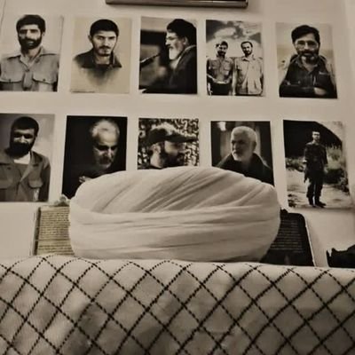 طلبه
بسیجی
خطبه و منبر سیاسی پسند🍃
دلبسته به جمهوری اسلامی☫🇮🇷
اللهم ارزقنا توفيق شهادة في سلسلة🌹🇮🇷