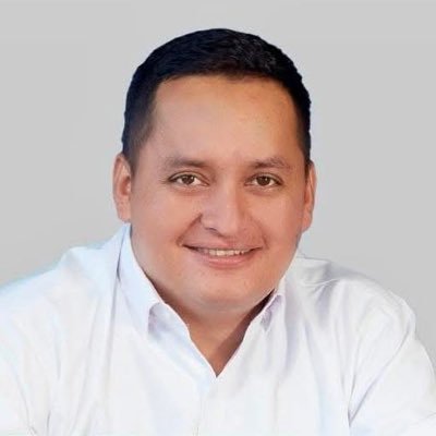 La convicción de que La Paz es posible nos da la fuerza para seguir avanzando en la construcción de Nuestro País con Democracia y con Justicia Social.