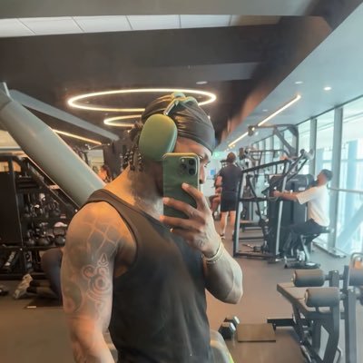 MatekoBenzaX's profile picture. 