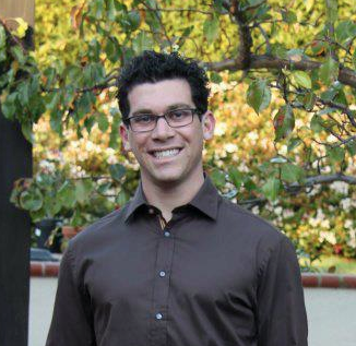 UC Davis graduate with a degree in Evolution, Ecology, and Biodiversity. Science Journalist. Budding entrepreneur. Startup co-founder.