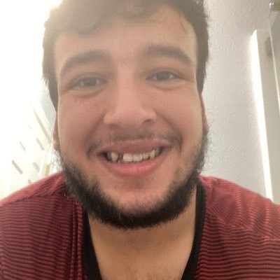 reyes_andr9580's profile picture. I love to play basketball and football I also love to watch movies and I’m a big fan of my favorite celebrities