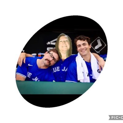 Single mom, billet mom and teacher. From Copper Cliff, ON. Jays, Leafs, NB Battalion, Powassan Voodoos, Ti-Cats, golf, fishing, swimming and bonfires 🔥