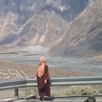 ArifaSQ_'s profile picture. PhD Scholar. Climate Change Researcher. Environmental Scientist. Travel Enthusiast. Avid Reader. Intersectional Feminist. Founder https://t.co/JrOXCxrOCo. 🇵🇰
