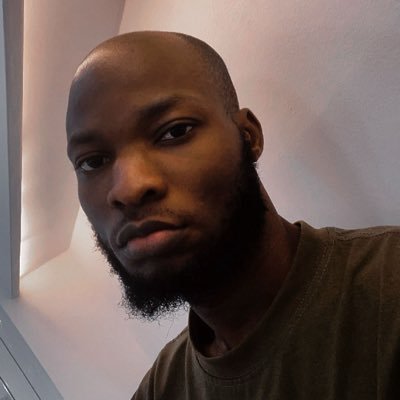 Chelsea Fan Boy • Pro Nail Tech • Low-key Investor 😏 • NOT A FRAUDSTER • Christ Taken