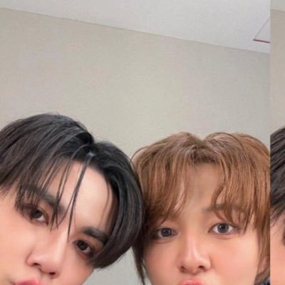 แอคแฟนคลับ โฟกัสแค่ ซี-นุนิว เท่านั้น (mamii for Zee-NuNew (fan account) 𝘧𝘰𝘳 @CwrNew #NuNew 🐱 @Zeepruk #zeepruk 🐺#Zunshine #ซนซน #NanaNu #ZeeNuNew )