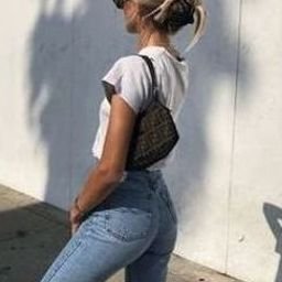 Editooh003's profile picture. 