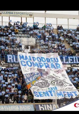 ( Gestor )
Enamorat de la meva dona i els meus fills,Les Meves passions El Barça,el força Lleida i el Lleida C F