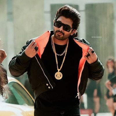 reddy___12's profile picture. 