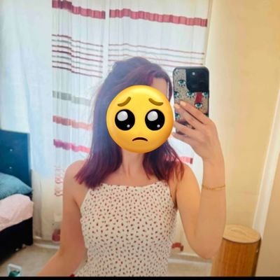 kirmizidodakli's profile picture. Kırmızı dodaklarım ve ben moda ikonuyum 🤣