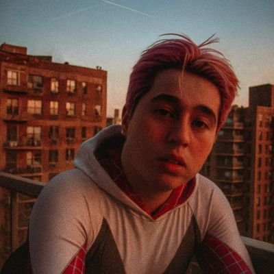 AleehRusso2210's profile picture. “🔍 Buscando Pokémon y capturando momentos con mi cámara 📸. ¡Amante de la fotografía y entrenador Pokémon! 🌟 #GottaCatchEmAll”