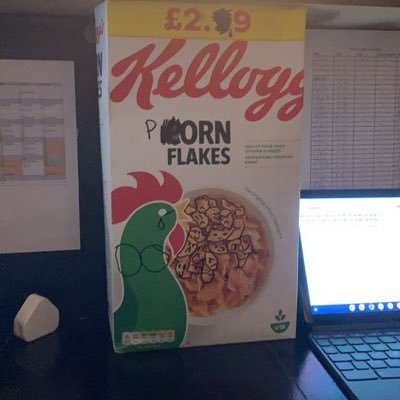 pctewentzz's profile picture. 🩷 18