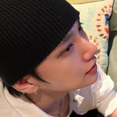 𐙚 protector of hong jisoo's happinessᝰ.ᐟ ⊹ ࣪ ˖
💎 | 𝒂𝒓𝒎𝒚𝒄𝒂𝒓𝒂𝒕 ᡣ𐭩 | saw svt 011925 | jss nation ◠‿◠