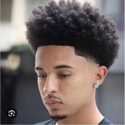 IfeoluwaWilli12's profile picture. Jiggy☄️