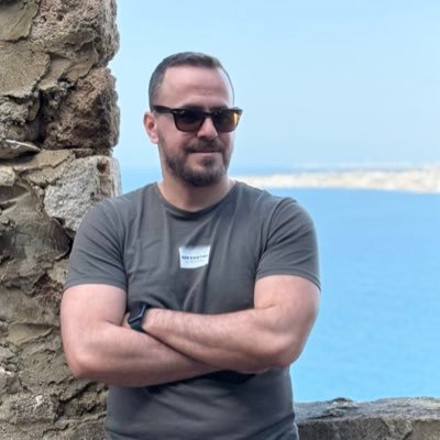 iElieAkL's profile picture. http://t.co/wnYpe24L8P