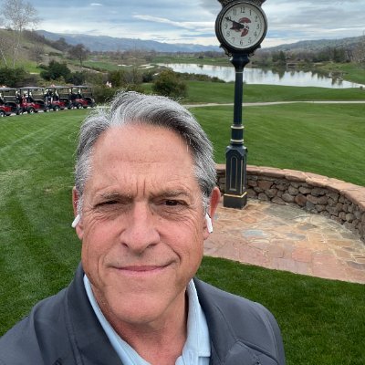 Commercial real estate expert since 1984. Specializing in office leasing and sales, primarily assisting users in their quest for the optimal occupancy solution.