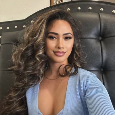 shalleyella45's profile picture. 