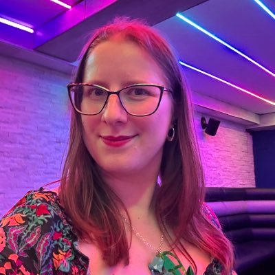 Ghost Detective, #ActuallyAutistic, generous supporter of local pubs. Have resumed diary, bc somebody needs to be writing this down. She/Her💖💜💙 Wunt be druv.
