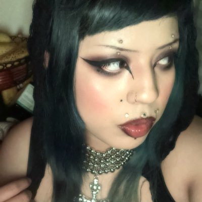 joeysowwy's profile picture. just me & my stupid lil ✨tweets✨