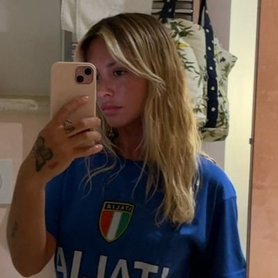 xxAGaTx's profile picture. 𝐗𝐗𝐈𝐈 |  𝓜𝓪𝓯𝓲𝓪 𝓲𝓽𝓪𝓵𝓲𝓪𝓷𝓪 | 𝑙𝑎𝑠 𝑐𝑜𝑠𝑎𝑠 𝑠𝑒 ℎ𝑎𝑐𝑒𝑛 𝑝𝑒𝑟𝑓𝑒𝑐𝑡𝑎𝑠 , 𝑠𝑖𝑛𝑜, 𝑛𝑜 𝑡𝑒 𝑔𝑎𝑠𝑡𝑒𝑠 | Twin Sis