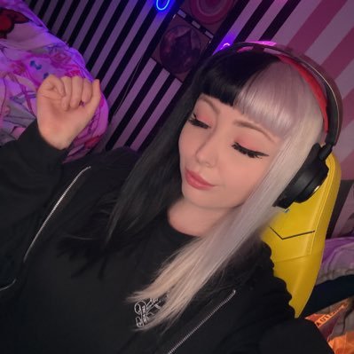 ShoxxyQt π Profile