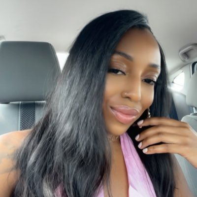 tech & fashion & food | ♋️ ♏️ ♌️ | 615 out souf | lesbiana | supermodel 📸 | supervillain 🧚🏾♀️