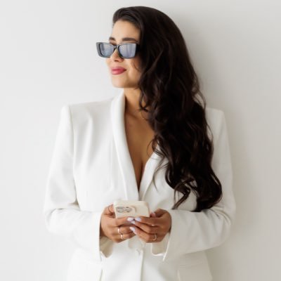 ▪️@STATEFORTYEIGHT, Host / content creator▪️former: @AZCardinals team reporter & producer | @Cronkite_ASU alum | LATINA 💃🏽