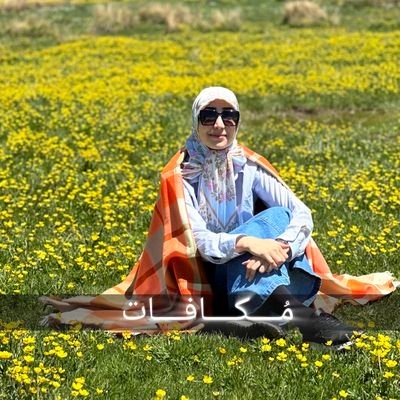 گوش شنوا نیست
در این دار مکافات
محکوم به زندانِ
دل آزار سکوتیم