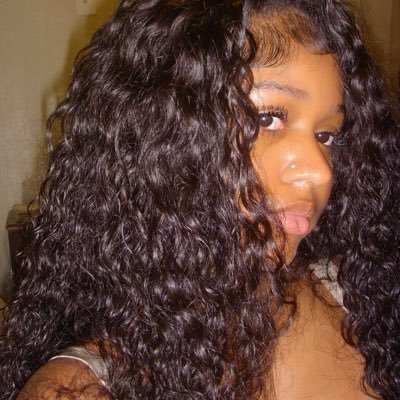 myaah | love island expertise 🏝️ Profile