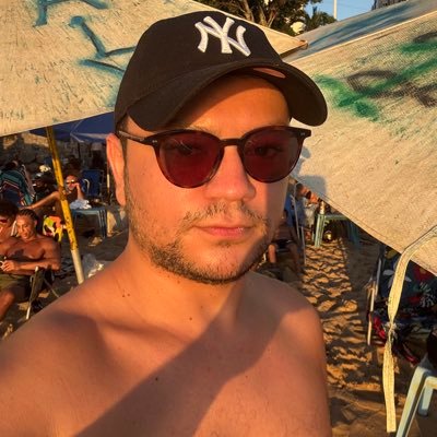 sweet like candy but he's such a man | 29y | 🇧🇷