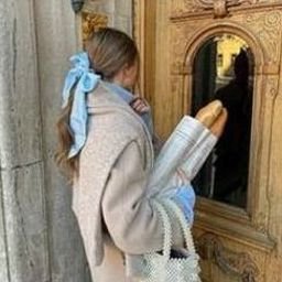 Etekfep8870528's profile picture. 