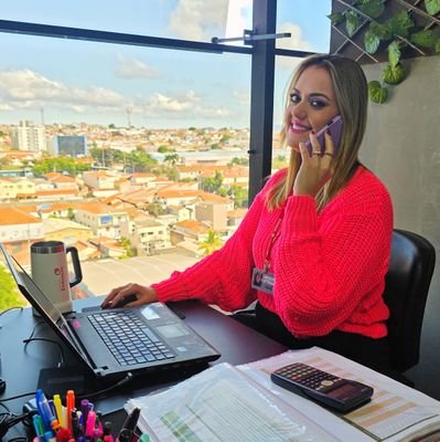 Deborafmarson's profile picture. 👩🏼‍💻Consultora Comercial há 16 anos, sendo 7 anos na Embracon.
🏆 Clube do Milhão por 7 anos consecutivos com mais de 100mm em vendas realizadas.