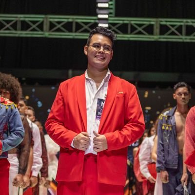 Comunicador | Diseñador de Moda 🪡
📍Managua,Nicaragua 🇳🇮|♓️