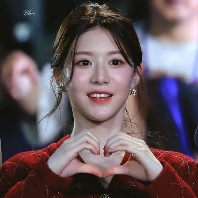 yon86rich's profile picture. 