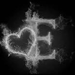 eesw87's profile picture. 💋