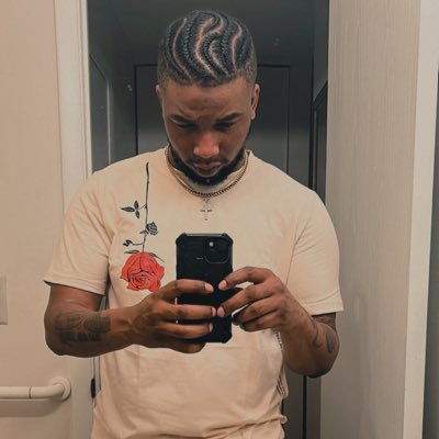 Ethical Asshole ♉️ Gamer 🎮 Musician 🎹 Writer 📍MKE…. (I’m not a hang around everybody type of nigga)