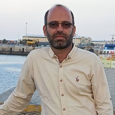 بیداری، رشد و آگاهی حق انسانهاست؛ اما افسوس... اللهم عجل لولیک الفرج. لینک توییتهام👇 https://t.co/wzlqYPNm4r