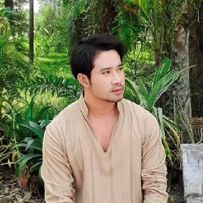 Domcimessx's profile picture. The miracle isn't that I finished. The miracle is that I had the courage to start.