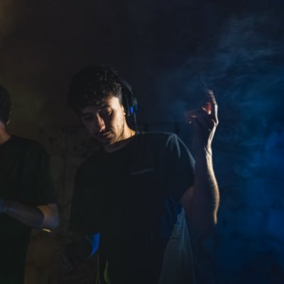 Informaticien/joueur de génie de jour DJ/producteur alien de nuit SoundCloud : https://t.co/vdKCt3SQvM