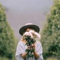 Quooroo6199's profile picture. Dancingthroughthedaisies