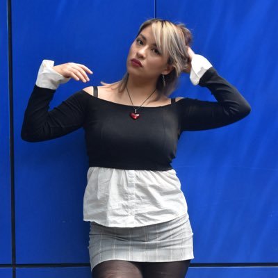Sólo quiero guardar mis pensamientos en una plataforma decadente ✨ Gerente de marketing de día y streamer de noche 🌙 cinéfila mamadora 🥸☝️